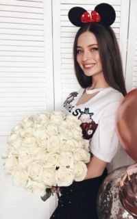 Шлюха Полина 2037