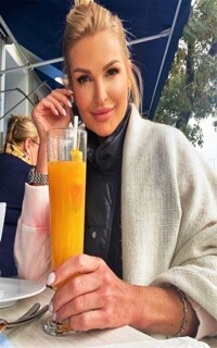 Шлюха Алина 8877 Шлюха Алина 8877